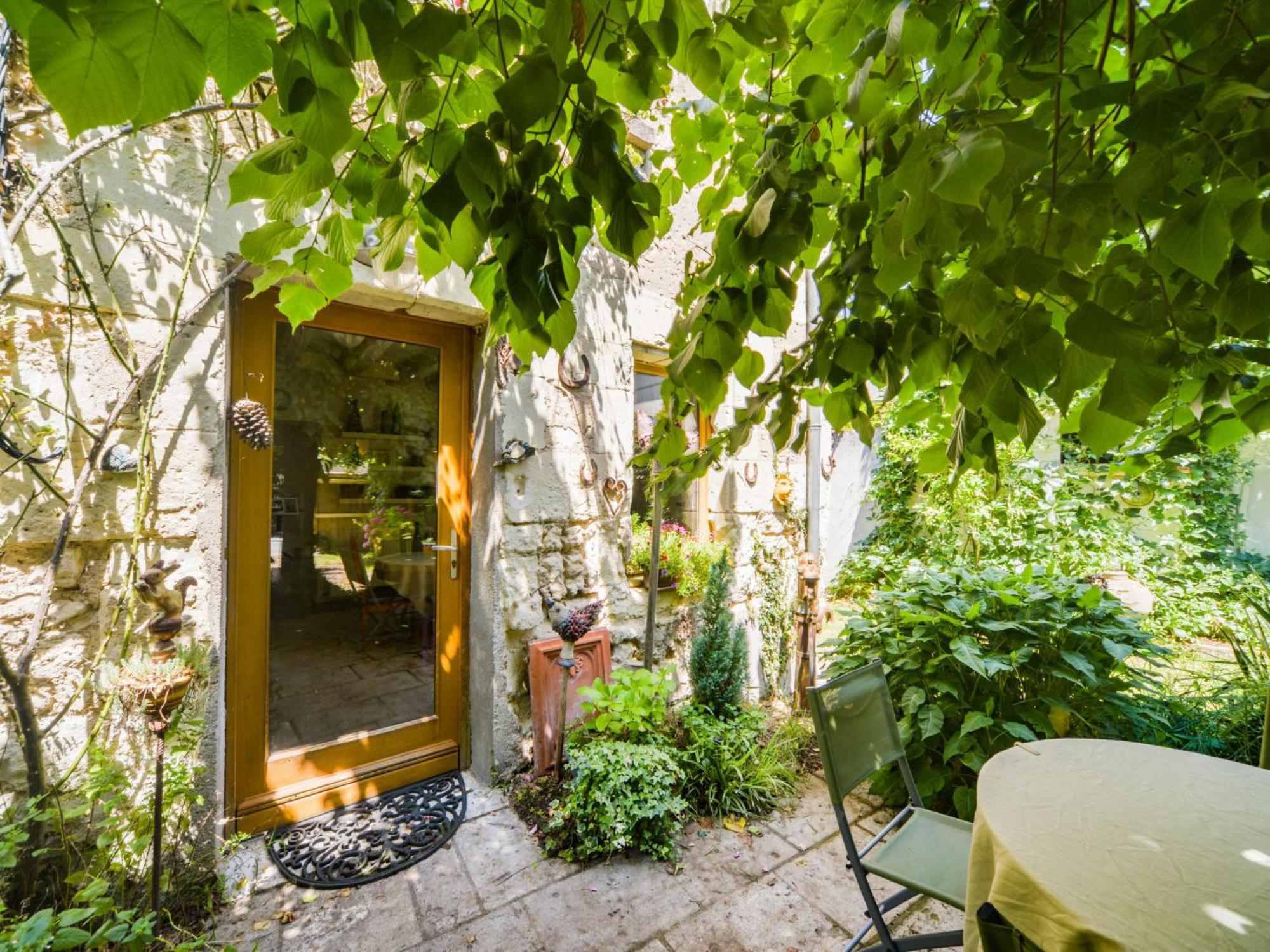Holiday Home Au Soleil Joyeux - CTU201 Chissay-en-Touraine Eksteriør billede